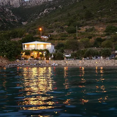 Mavi Akvaryum Pension * Söğüt